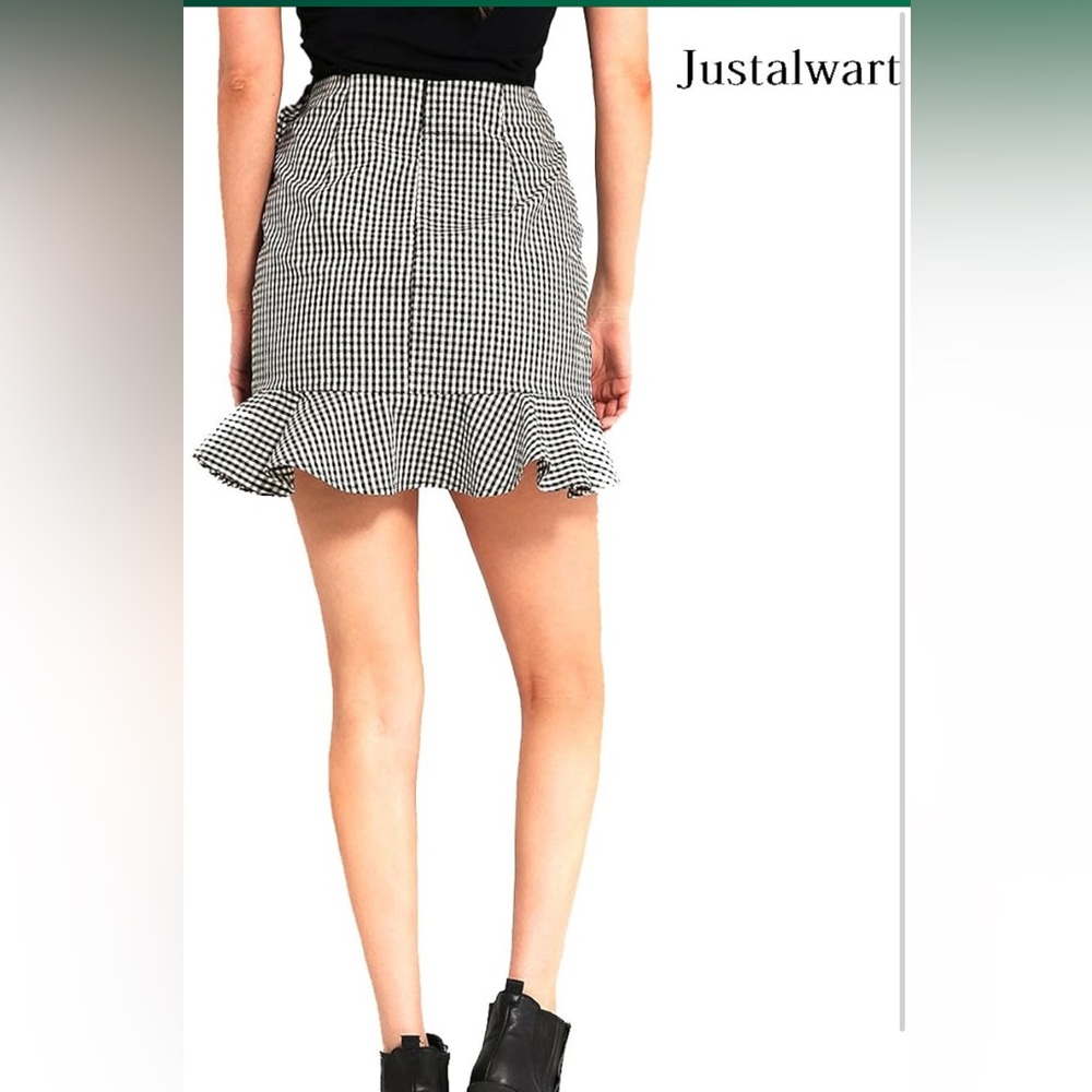 Black and White Gingham Women's Skirt - Picture 3 of 6